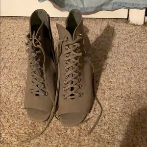 Open toed Steve Madden lace up heels